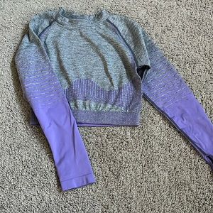 XS cropped long sleeve